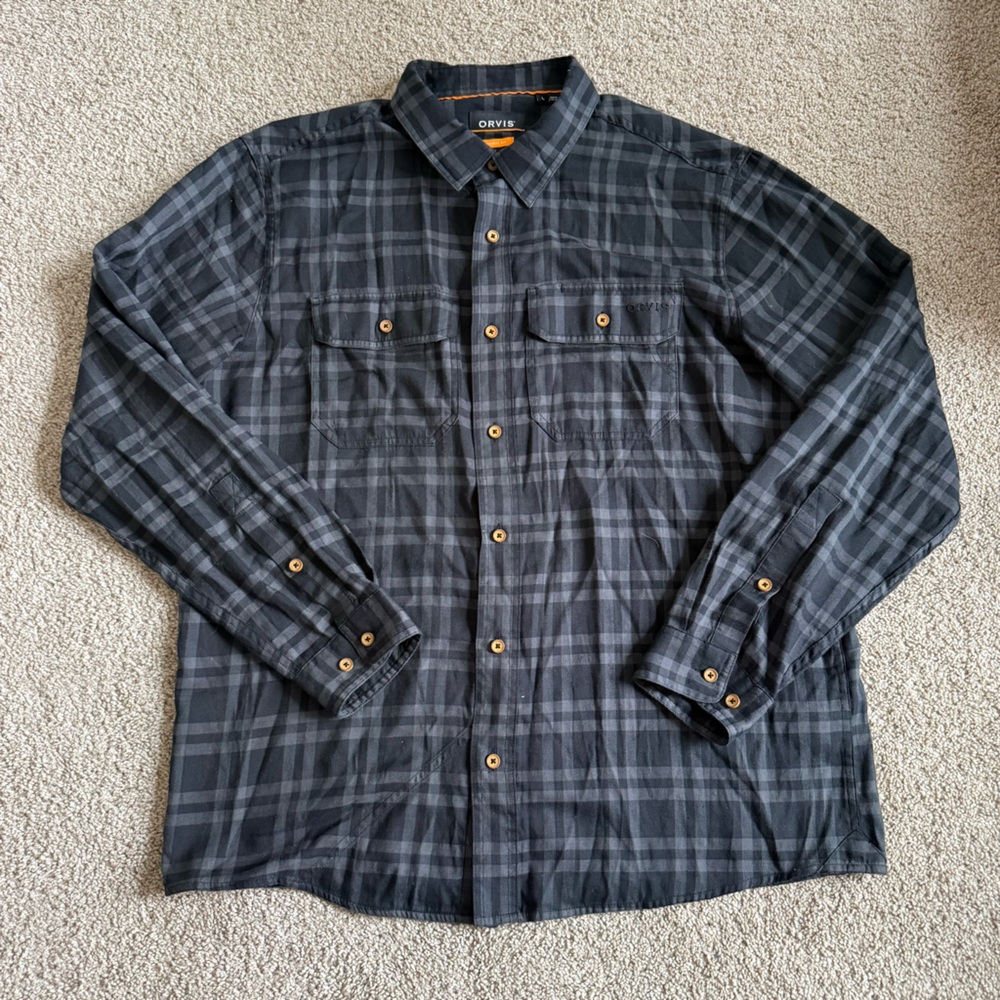 Orvis Black and Gray Plaid Active-Fit Shirt Men’s Large